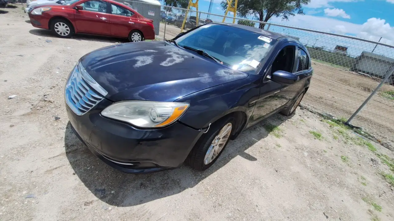 Photo of 2012 Chrysler 200