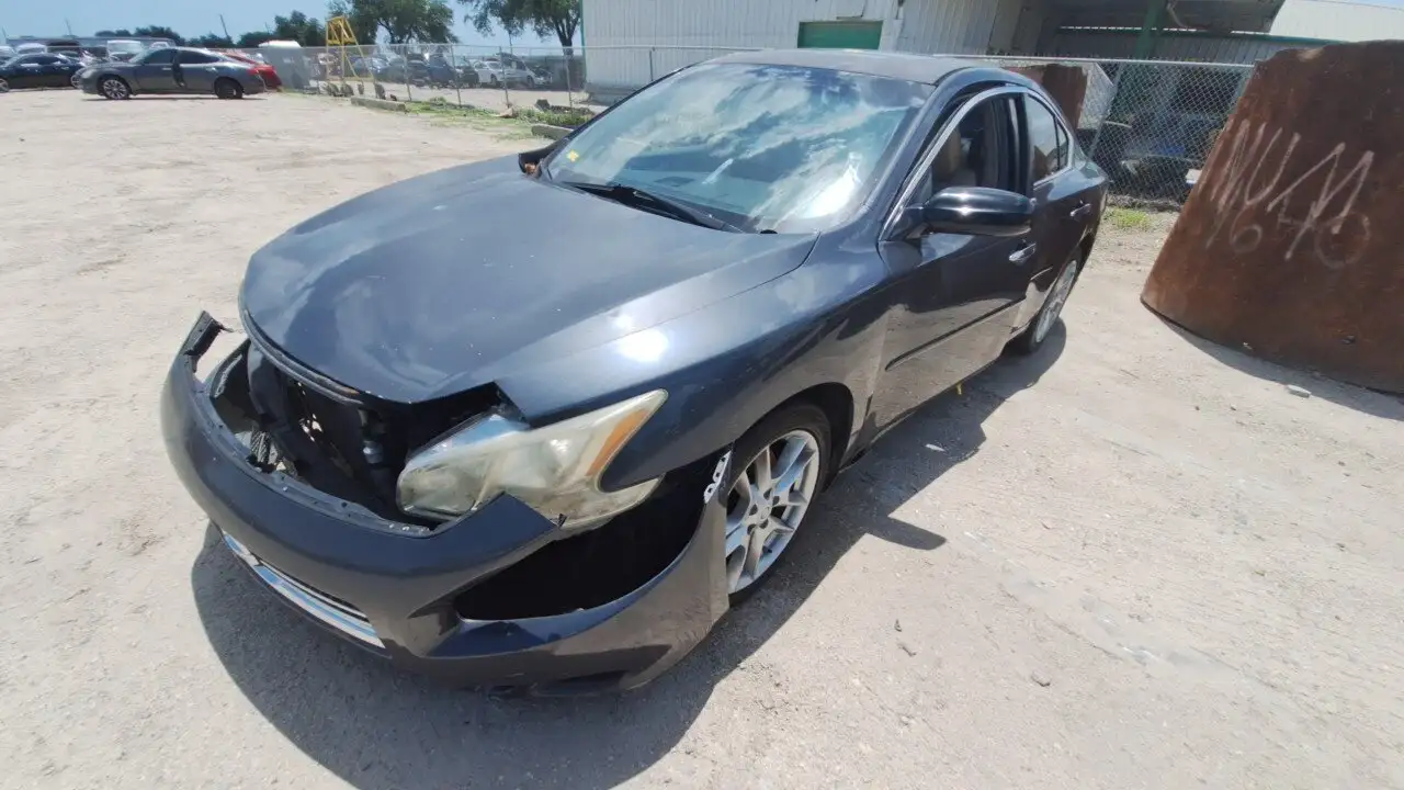 Photo of 2010 Nissan Maxima