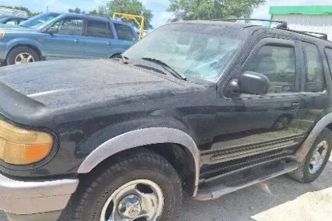 Photo of 1995 Ford Explorer