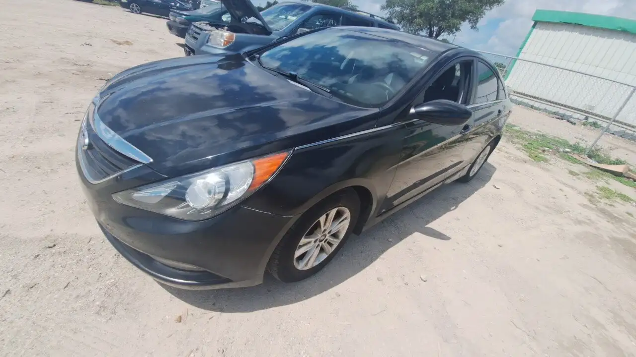 Photo of 2014 Hyundai Sonata