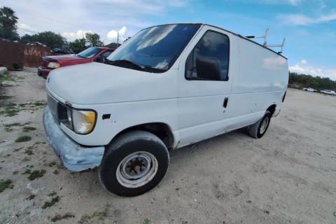 Photo of 2000 Ford E-250 Econoline