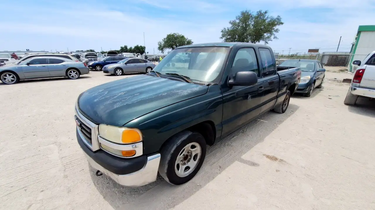 Photo of 2002 Gmc Sierra 1500