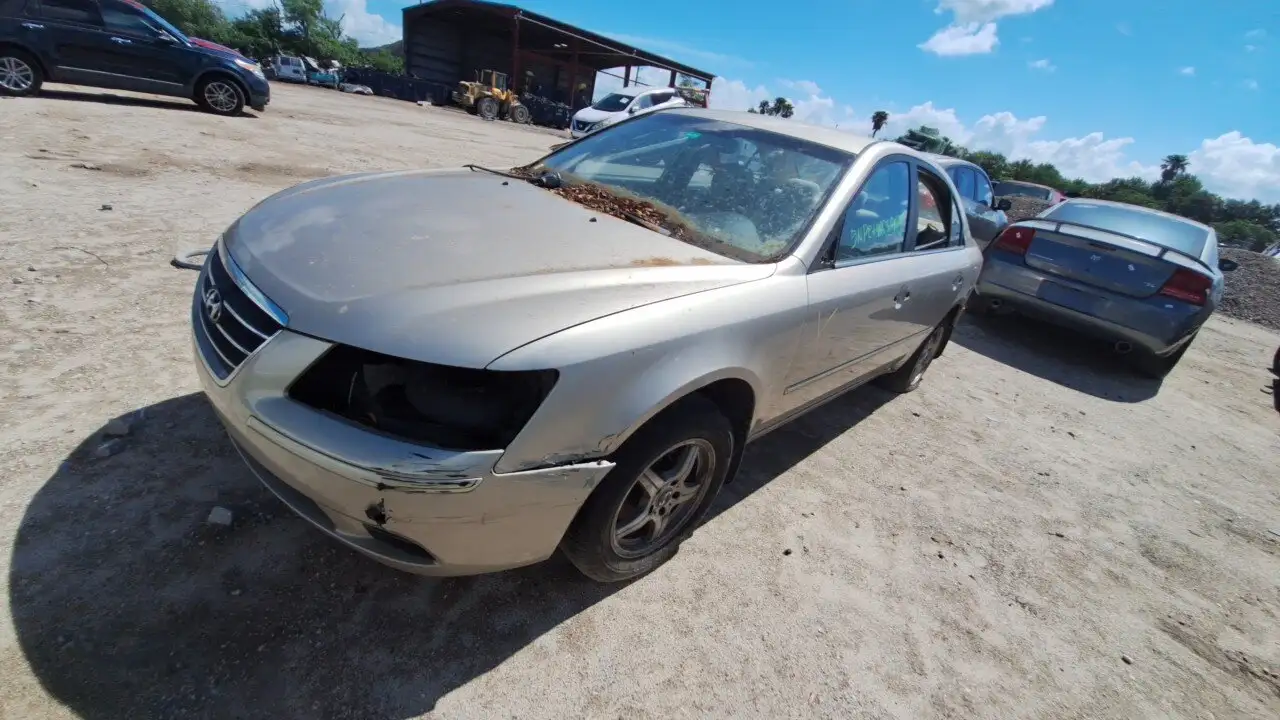 Photo of 2010 Hyundai Sonata