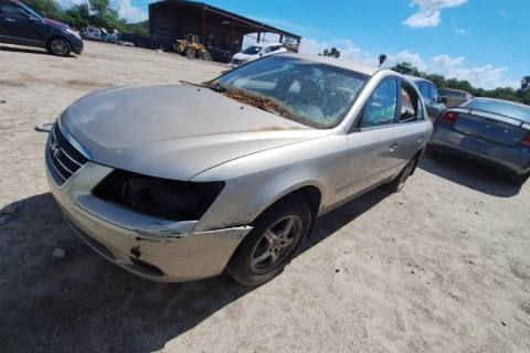 Photo of 2010 Hyundai Sonata