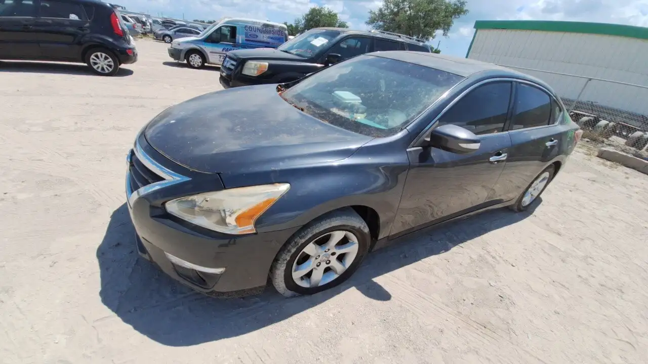 Photo of 2013 Nissan Altima