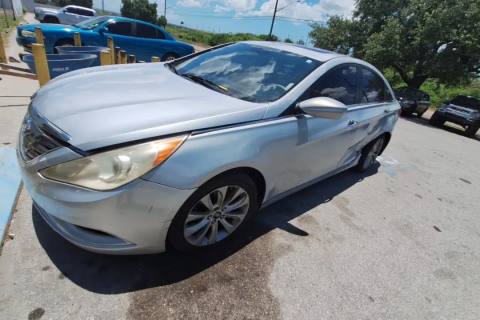 Photo of 2011 Hyundai Sonata