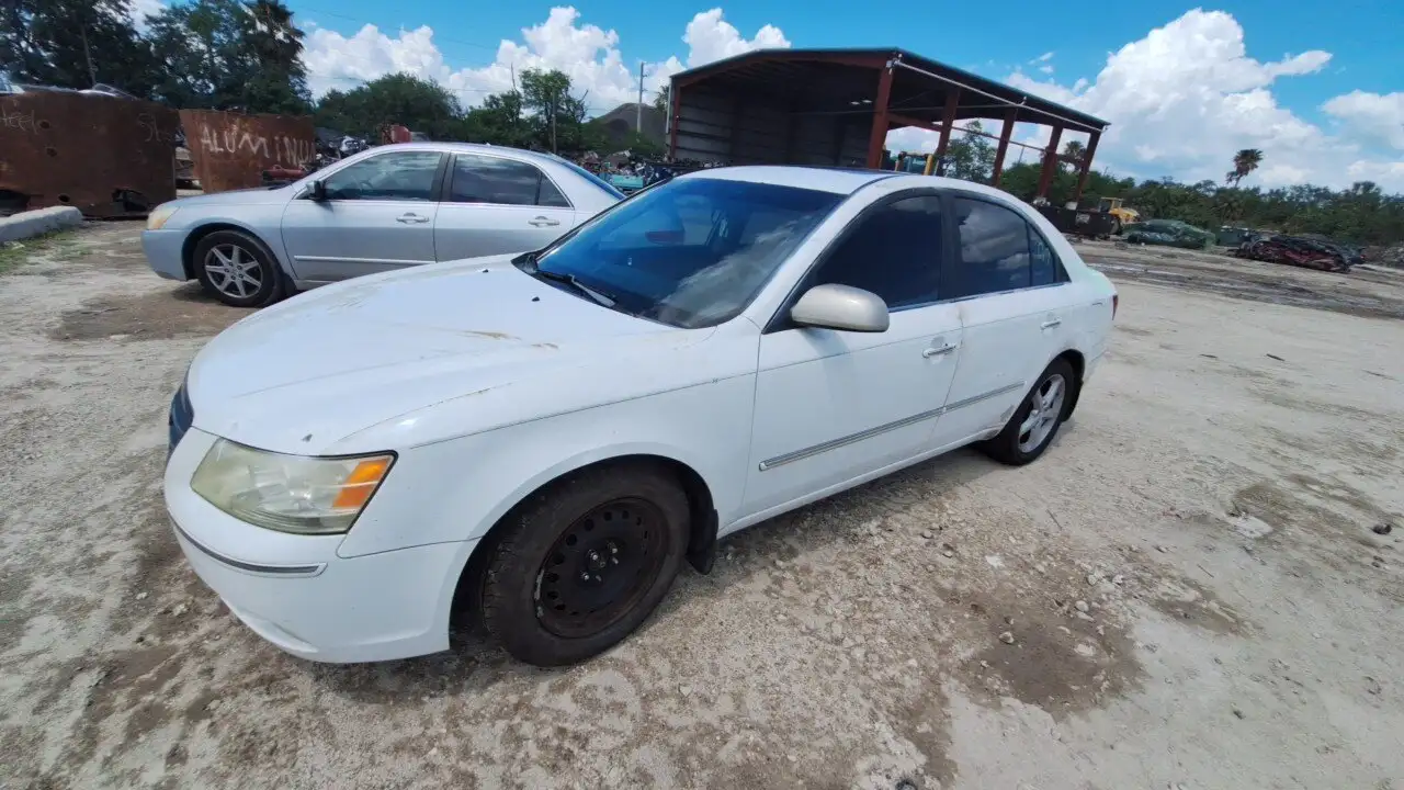 Photo of 2009 Hyundai Sonata