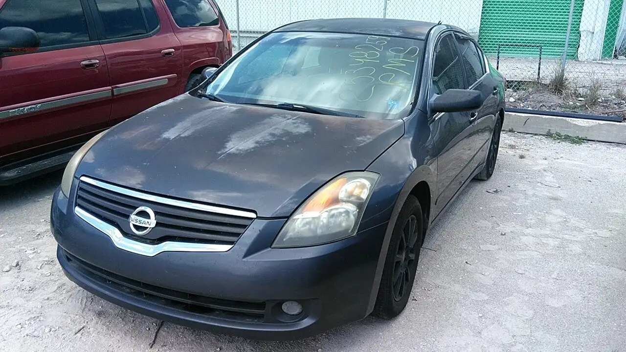 Photo of 2009 Nissan Altima
