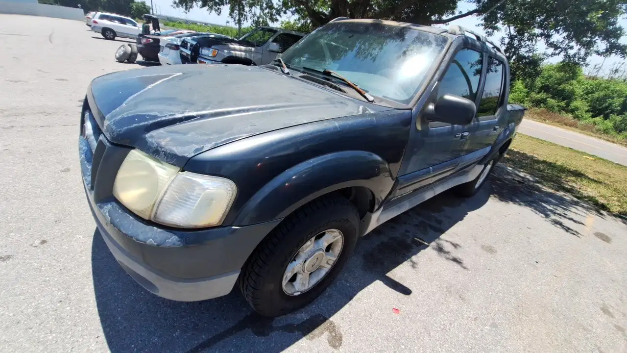 Photo of 2002 Ford Explorer Sport Trac