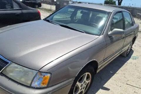 Photo of 1998 Toyota Avalon