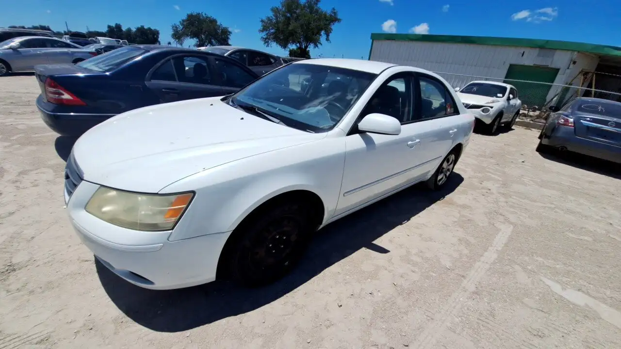 Photo of 2010 Hyundai Sonata