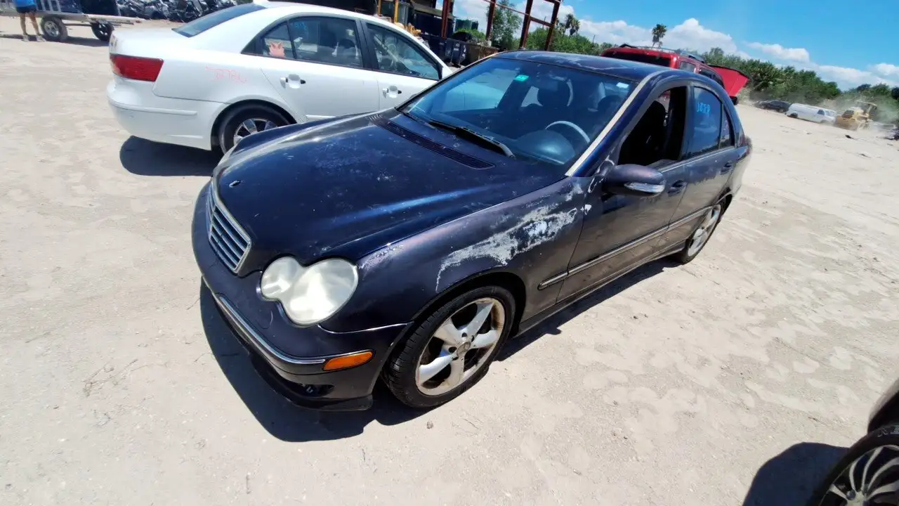Photo of 2006 Mercedes-Benz C230