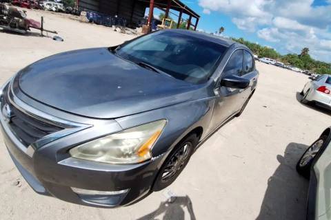 Photo of 2014 Nissan Altima