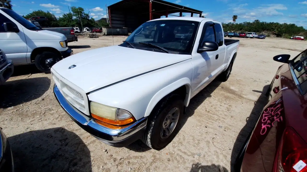 Photo of 2002 Dodge Dakota
