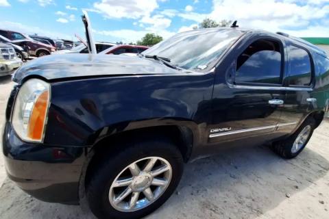 Photo of 2011 Gmc Yukon