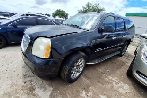 Photo of 2011 Gmc Yukon Xl 1500