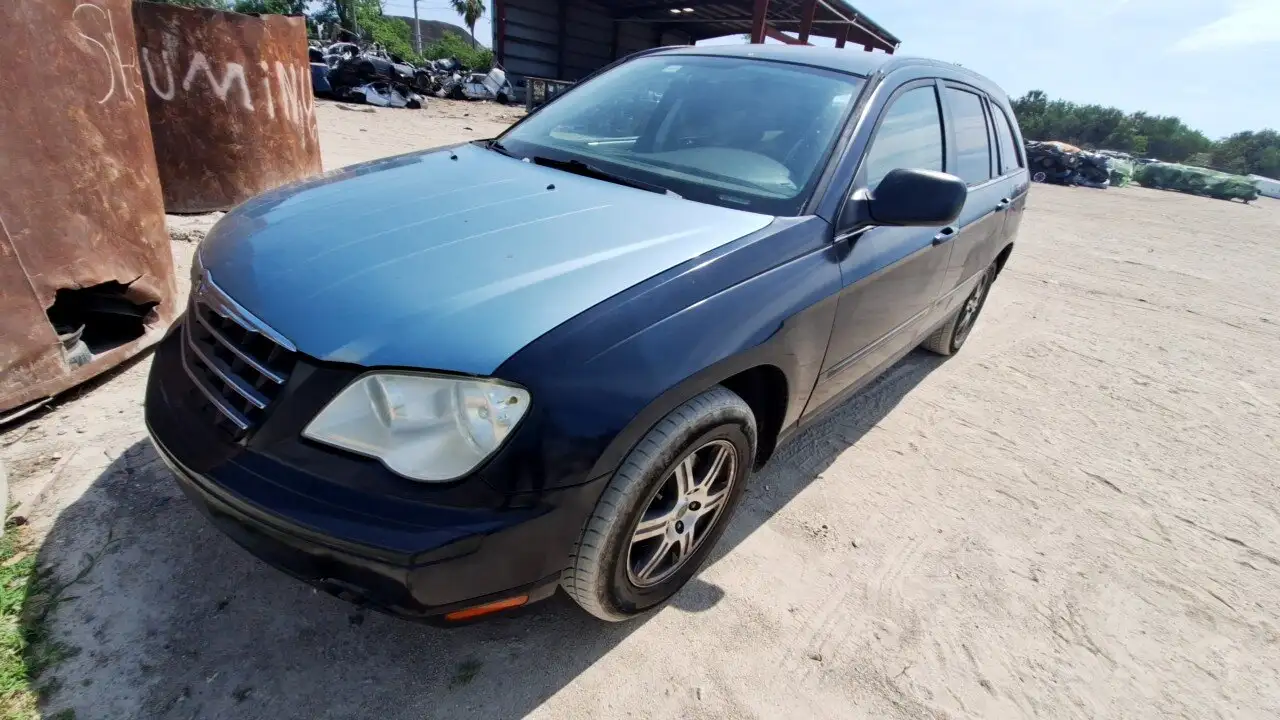 Photo of 2008 Chrysler Pacifica