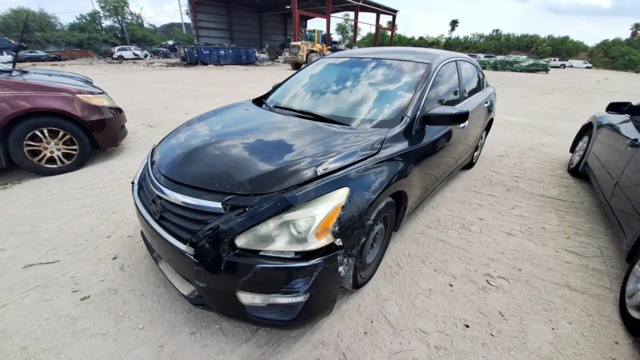 Photo of 2014 Nissan Altima