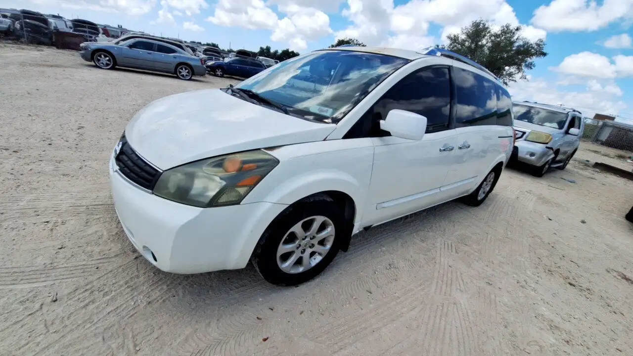 Photo of 2008 Nissan Quest