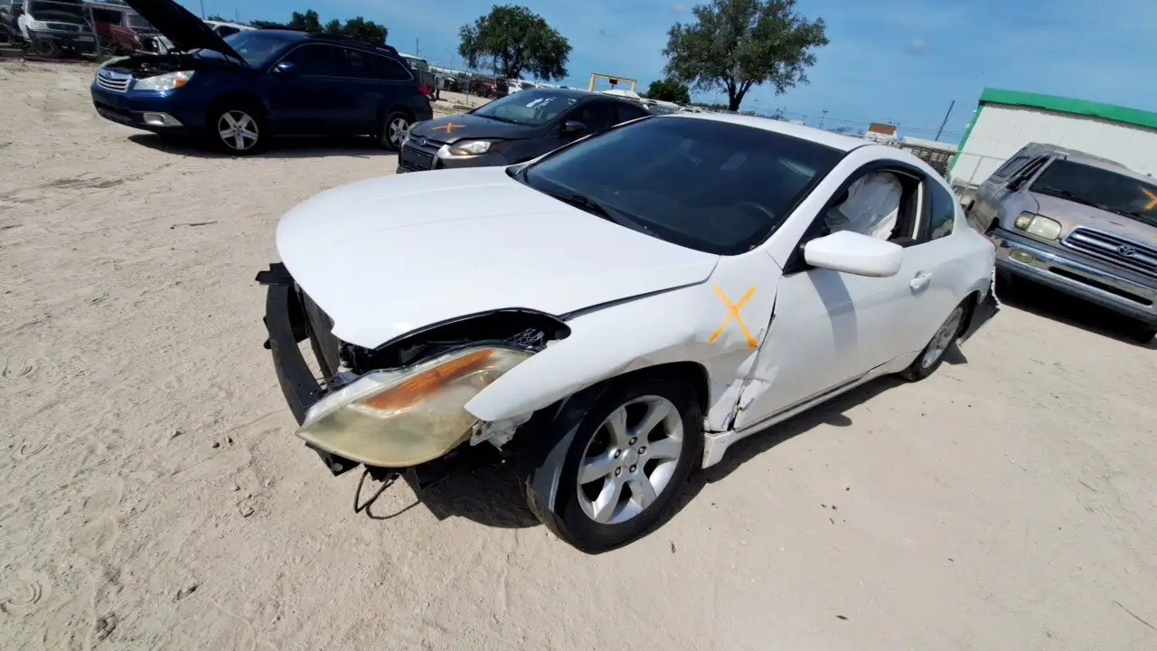 Photo of 2009 Nissan Altima