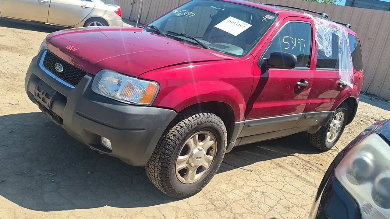 Photo of 2004 Ford Escape