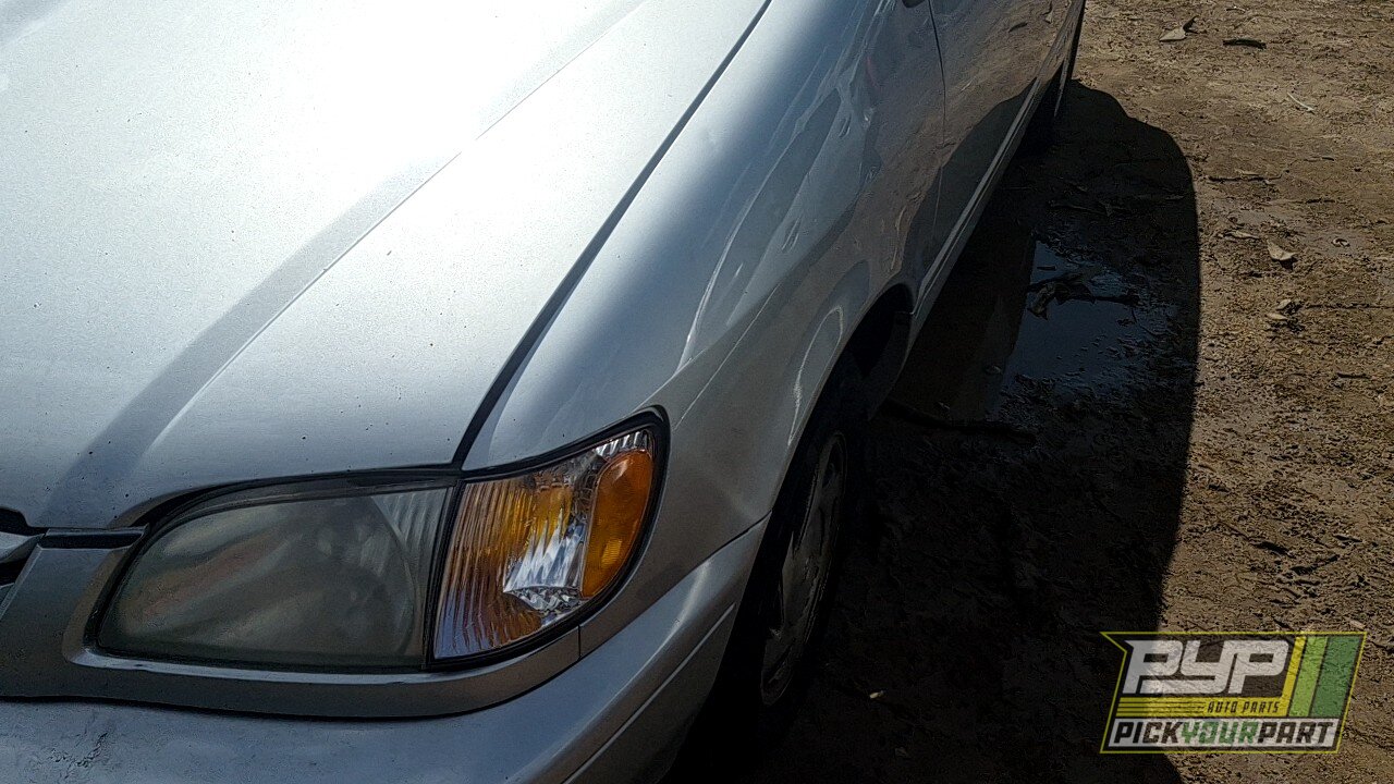 Photo of 2002 Toyota Sienna