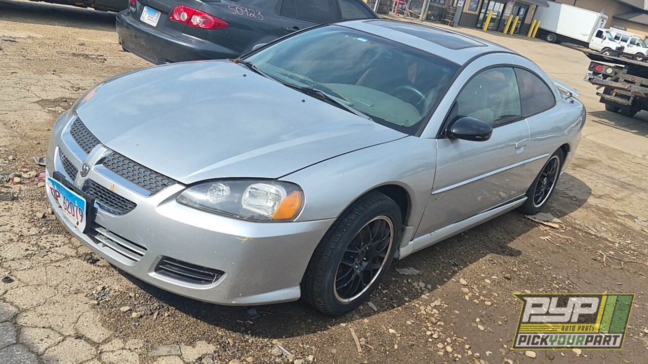 Photo of 2004 Dodge Stratus