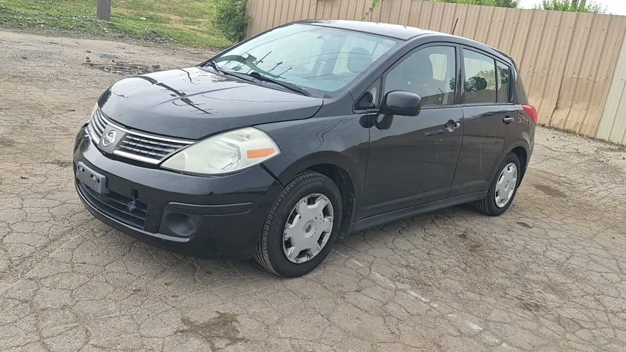 Photo of 2009 Nissan Versa