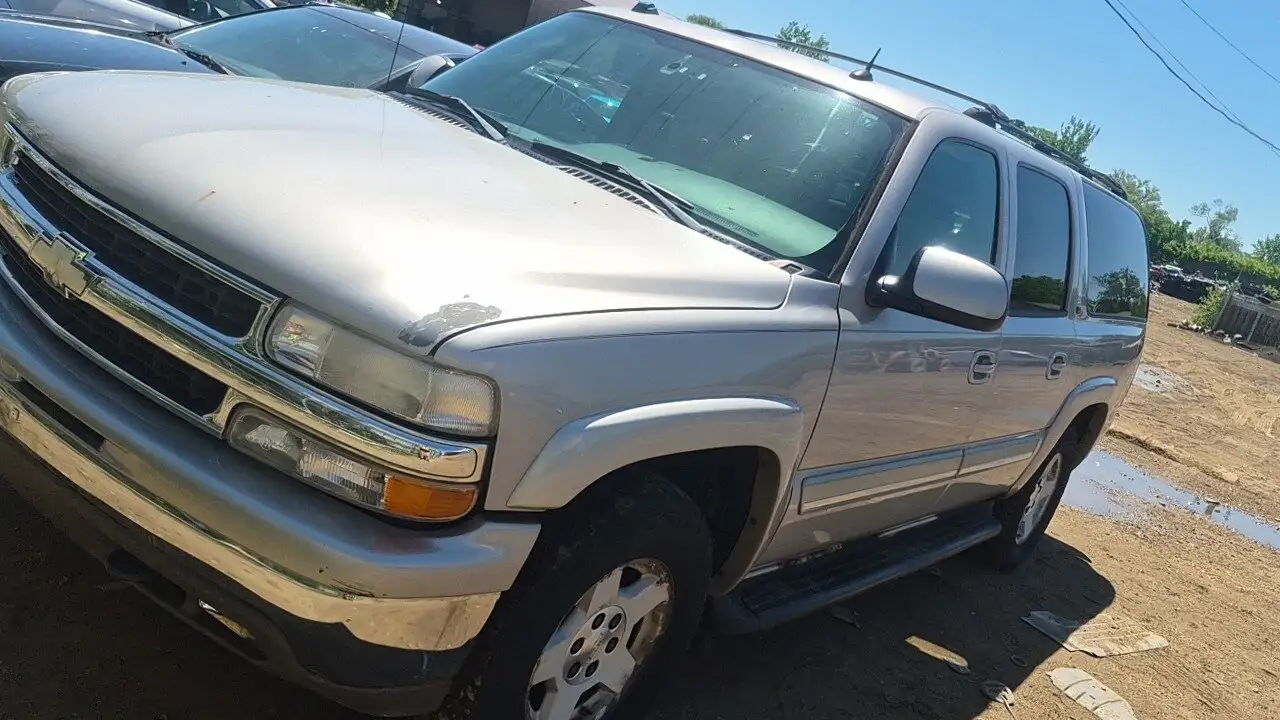 Photo of 2005 Chevrolet Suburban 1500
