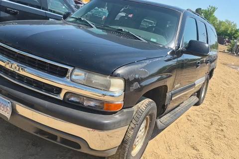 Photo of 2000 Chevrolet Suburban 1500