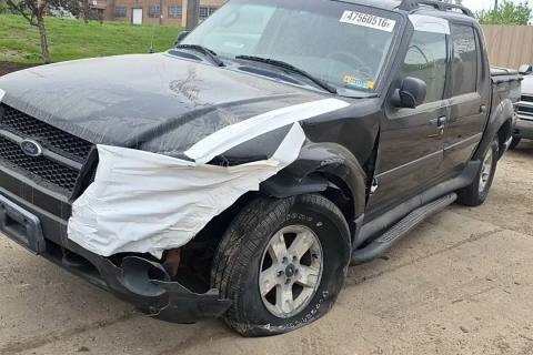 Photo of 2005 Ford Explorer Sport Trac