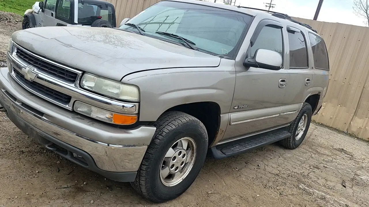 Photo of 2002 Chevrolet Tahoe