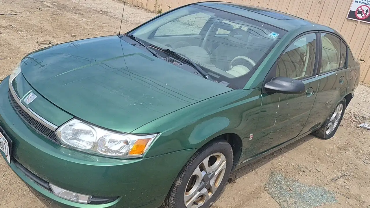 Photo of 2003 Saturn Ion