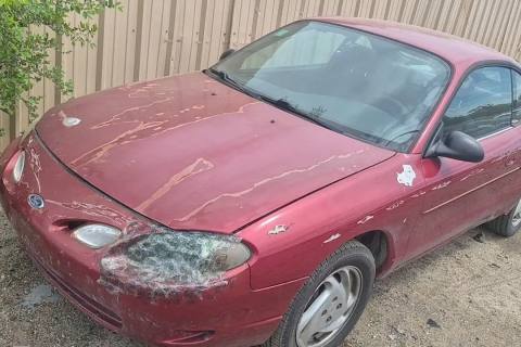 Photo of 2002 Ford Escort
