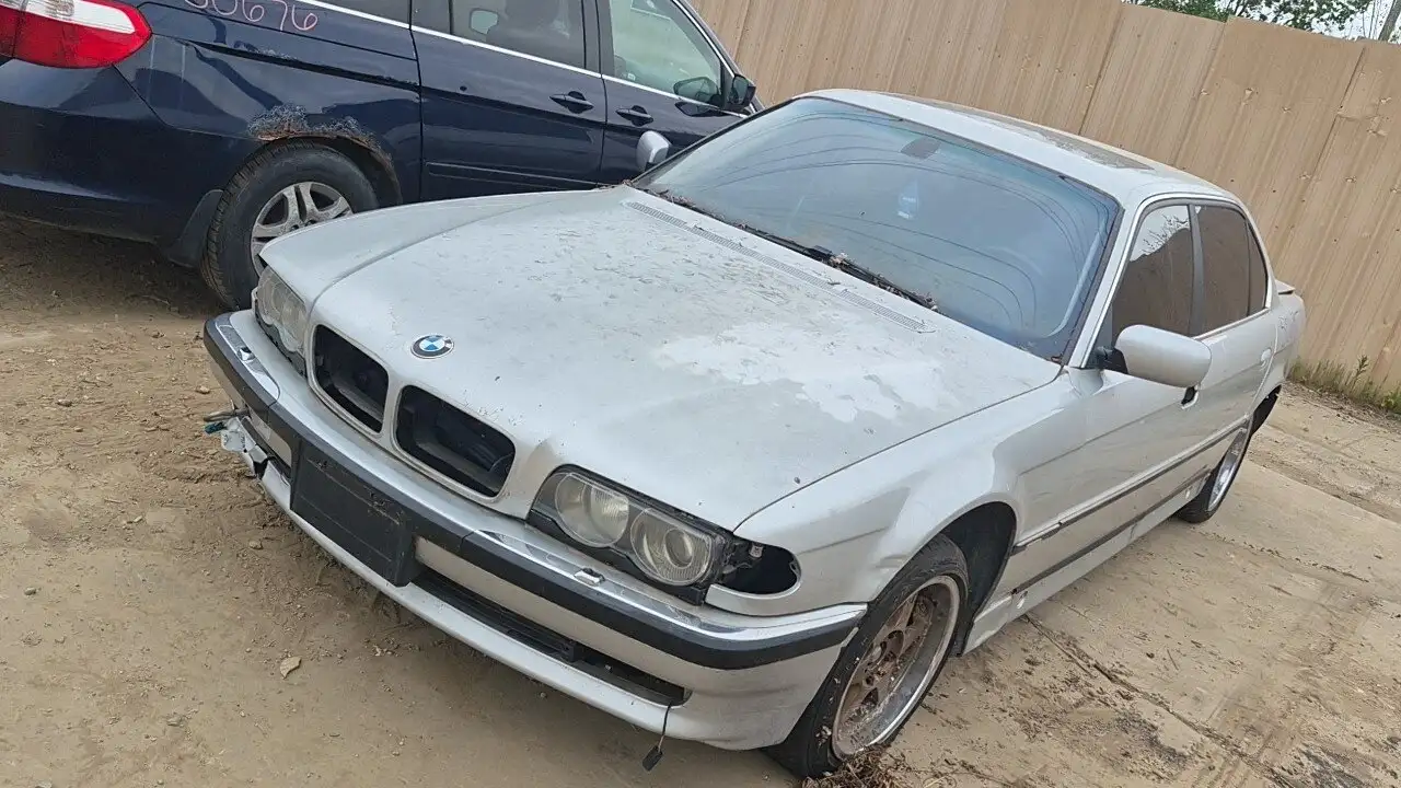 Photo of 2001 Bmw 740Il