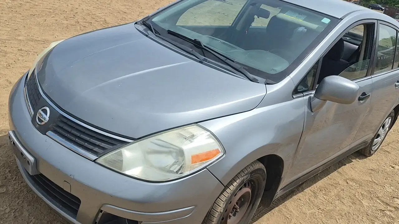 Photo of 2008 Nissan Versa