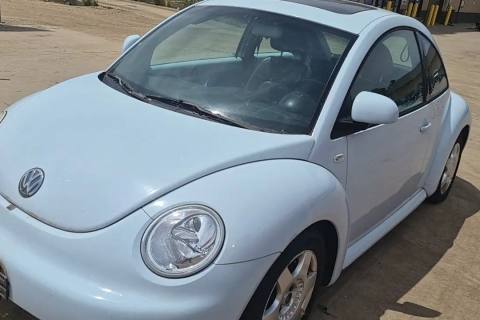 Photo of 2000 Volkswagen Beetle