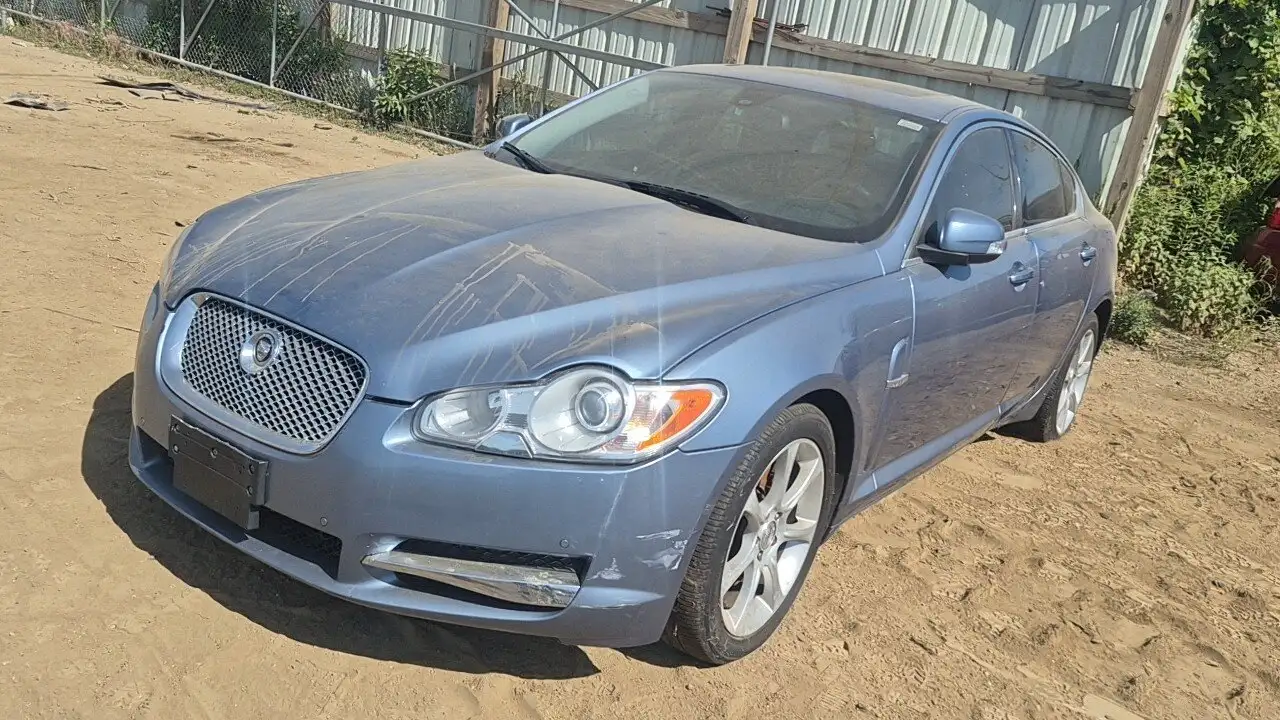 Photo of 2009 Jaguar Xf