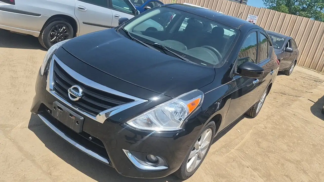 Photo of 2015 Nissan Versa