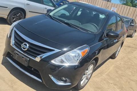 Photo of 2015 Nissan Versa