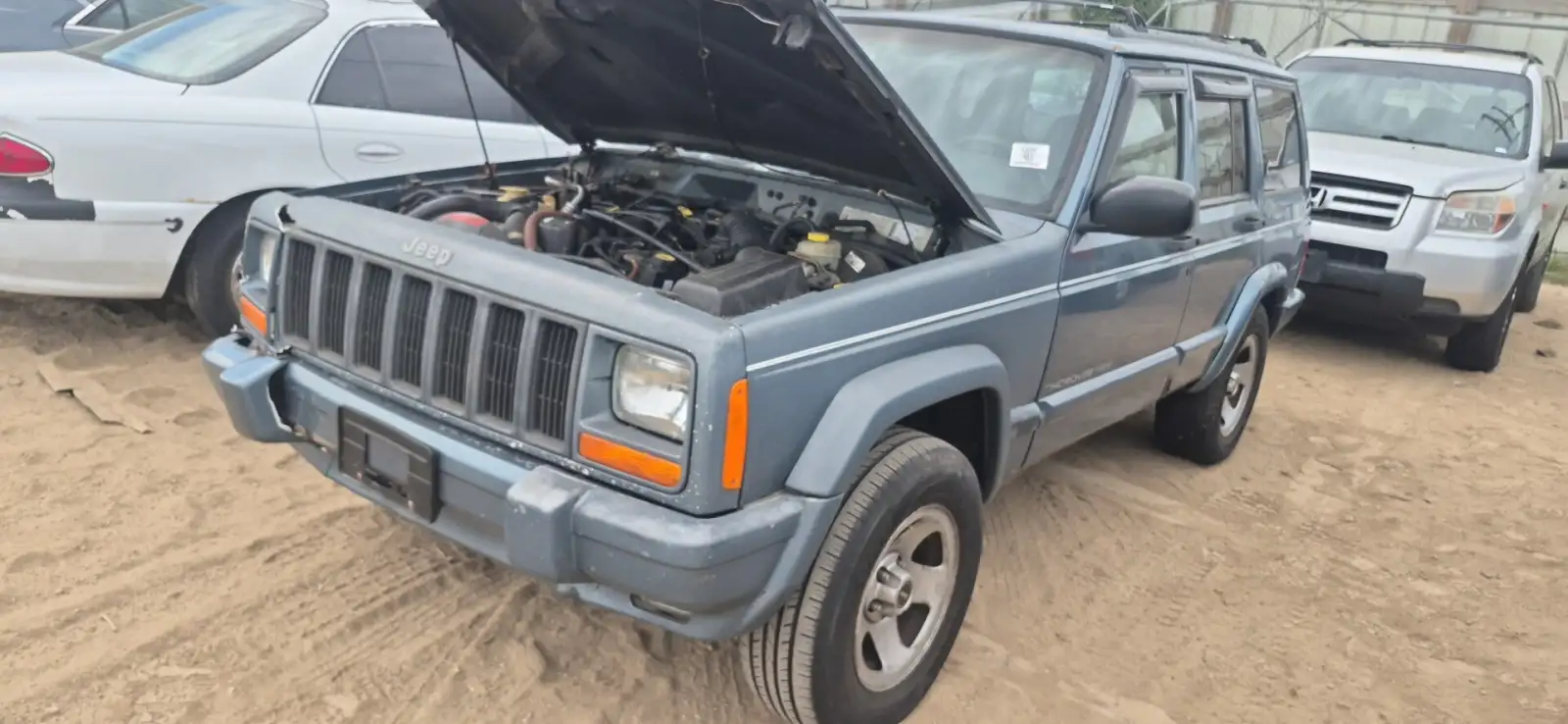 Photo of 1997 Jeep Cherokee