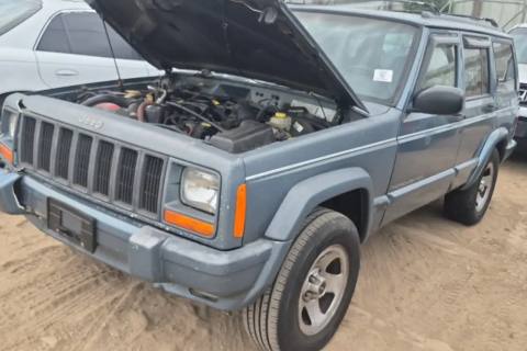 Photo of 1997 Jeep Cherokee