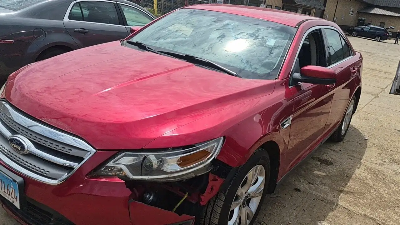 Photo of 2010 Ford Taurus