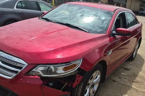 Photo of 2010 Ford Taurus