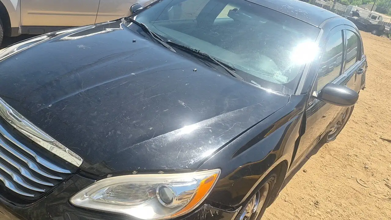Photo of 2012 Chrysler 200