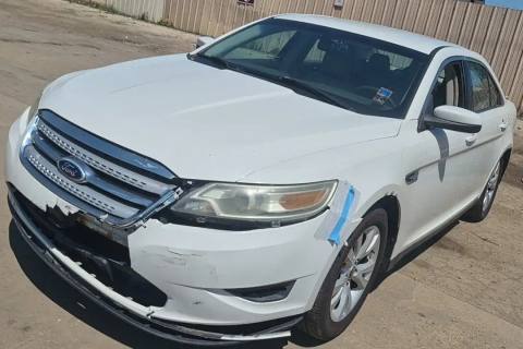 Photo of 2010 Ford Taurus