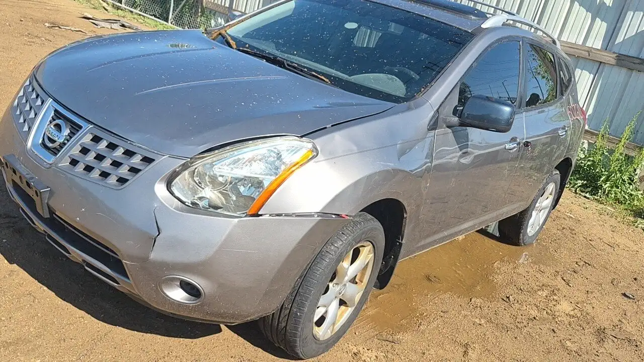 Photo of 2010 Nissan Rogue