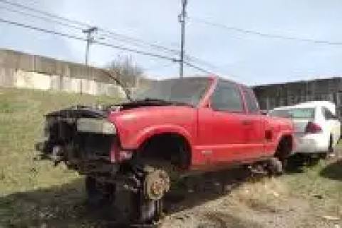 Photo of 2000 Chevrolet S-10