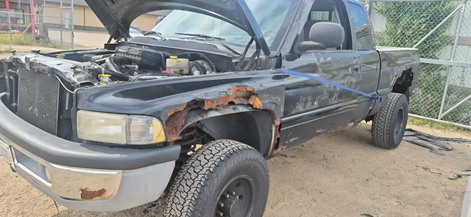 Photo of 1999 Dodge Ram 2500