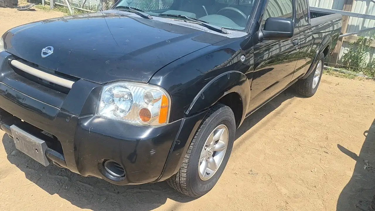 Photo of 2004 Nissan Frontier
